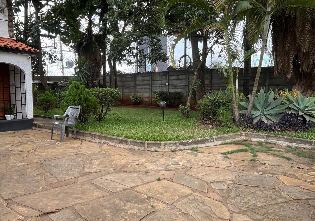 4-Bedroom Corner Townhouse with Billboard Potential - BuruBuru