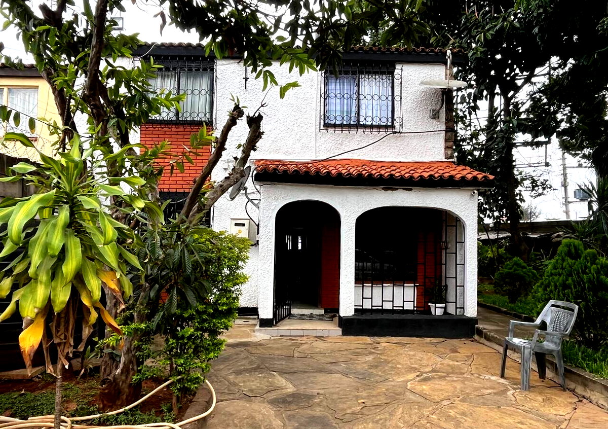 4-Bedroom Corner Townhouse with Billboard Potential - BuruBuru