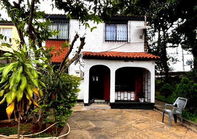 4-Bedroom Corner Townhouse with Billboard Potential - BuruBuru