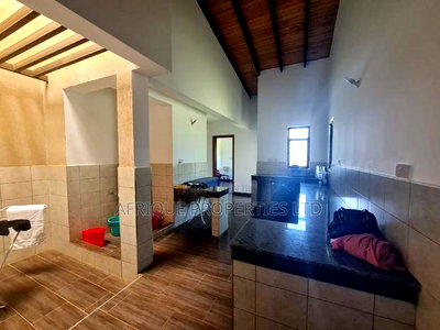 4bdrm Mansion in Runda for sale - Image 6