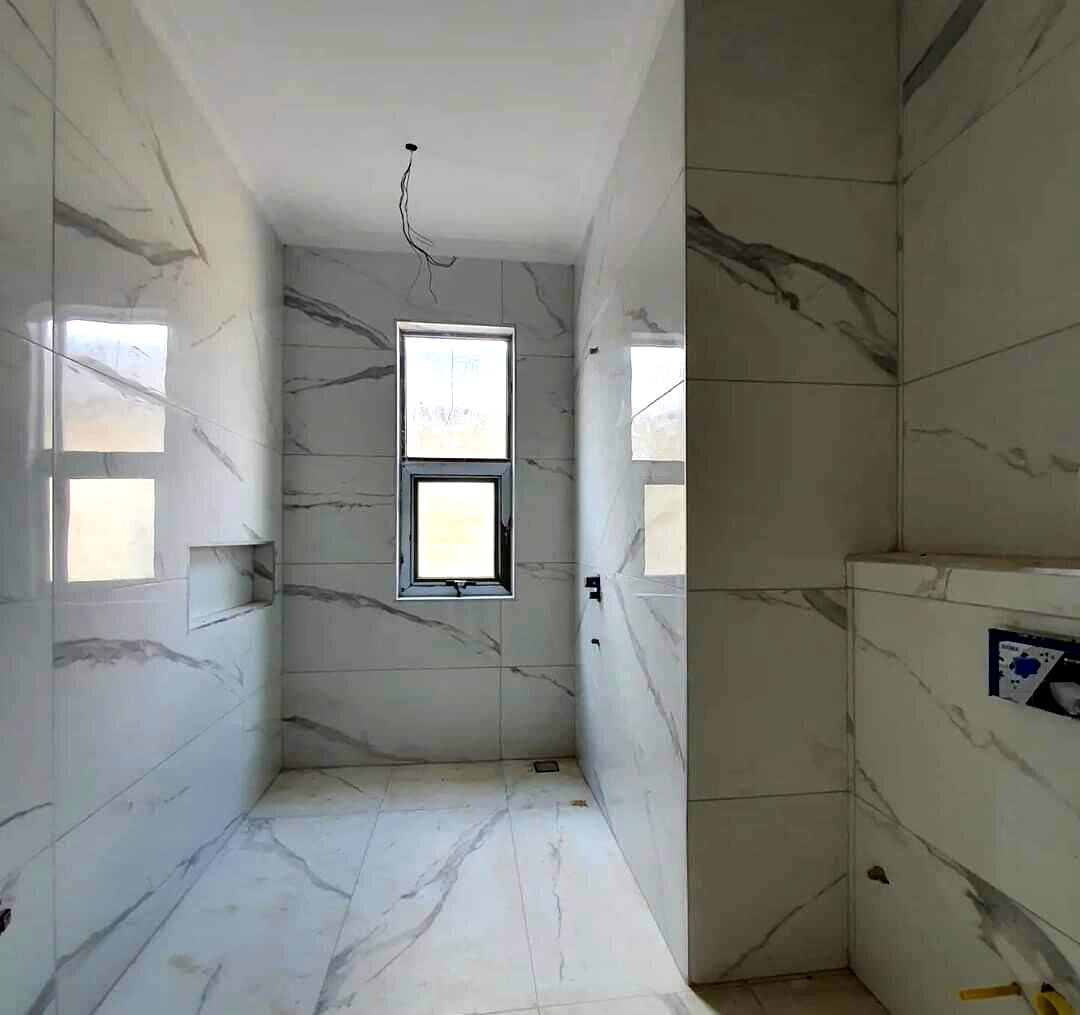 5-Ensuite Villas with Clubhouse & Pool – Karen Construction Ongoing
