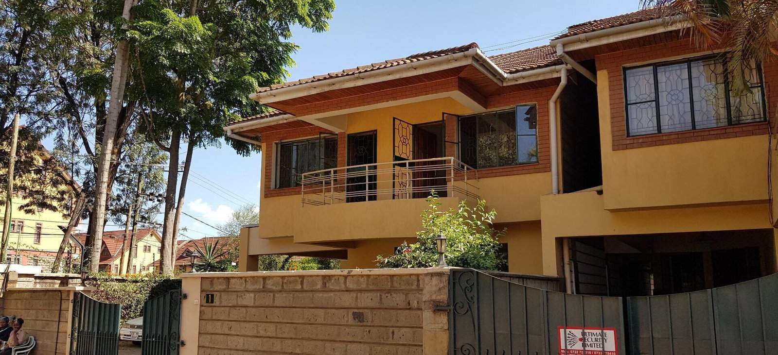 5-Ensuite Townhouse with Fireplace & Staff Quarters - Lavington