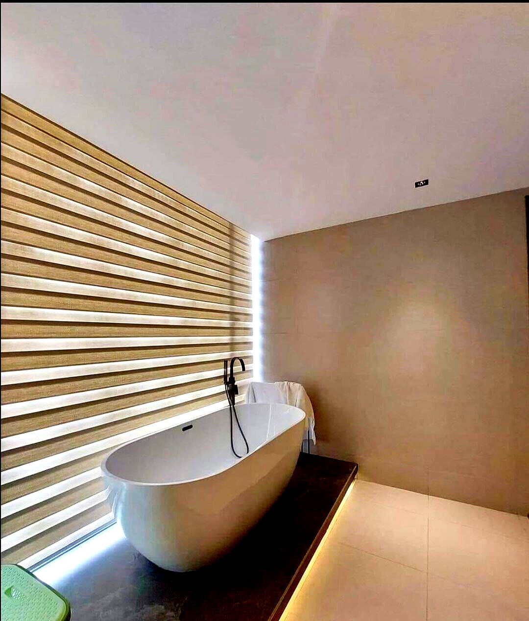 3-Story Smart Townhouse with Jacuzzi & Mzima Springs View - Lavington