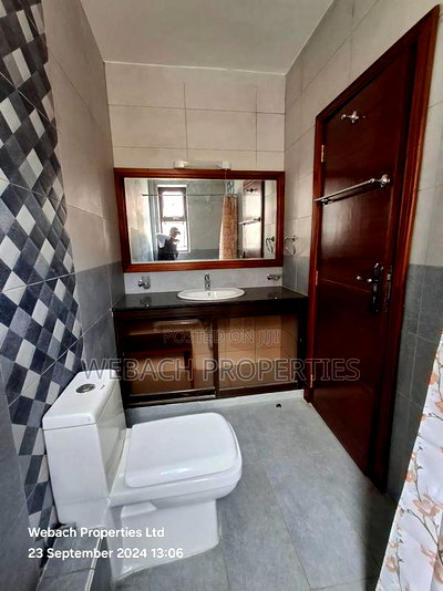5bdrm Townhouse / Terrace in Ap, Gateway Mall Area for rent - Image 12
