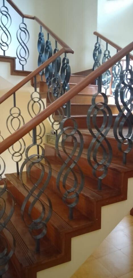 Distress Sale: 5BR All-Ensuite Townhouse with Pool & Clubhouse - Runda