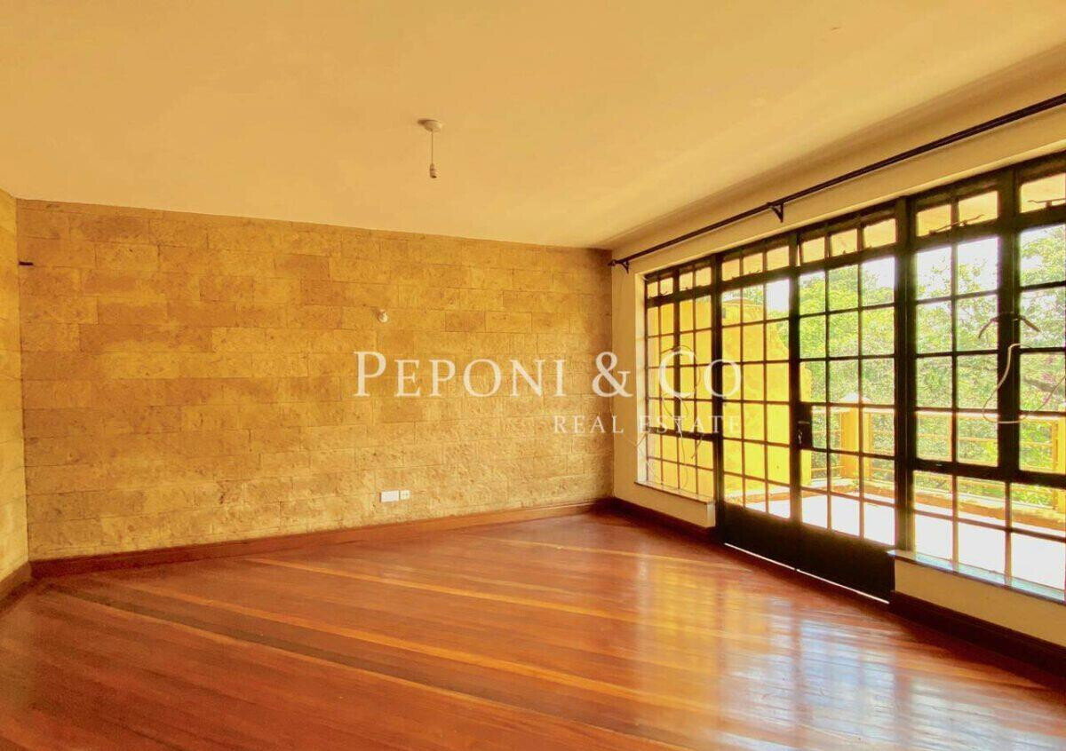 4 En-Suite Duplex with Vaulted Ceilings & Community Feel - Kilimani