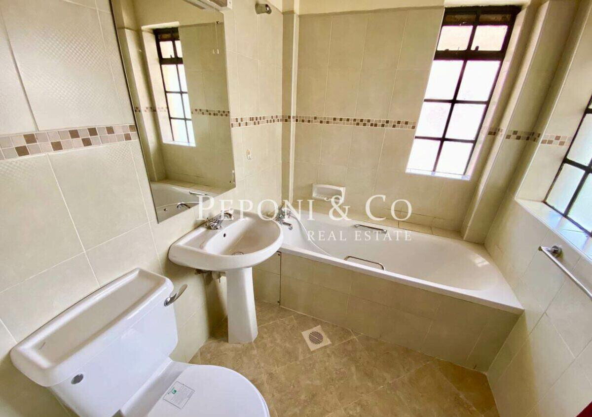 4 En-Suite Duplex with Vaulted Ceilings & Community Feel - Kilimani