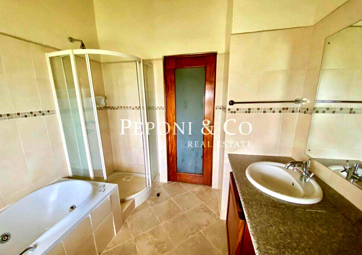4 En-Suite Duplex with Vaulted Ceilings & Community Feel - Kilimani