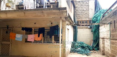 8 Bedroom House for Sale in South C - Image 12