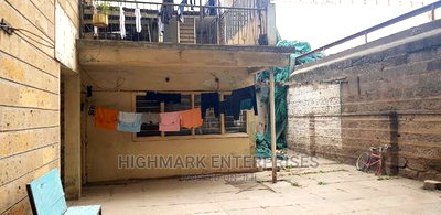 8 Bedroom House for Sale in South C - Image 13