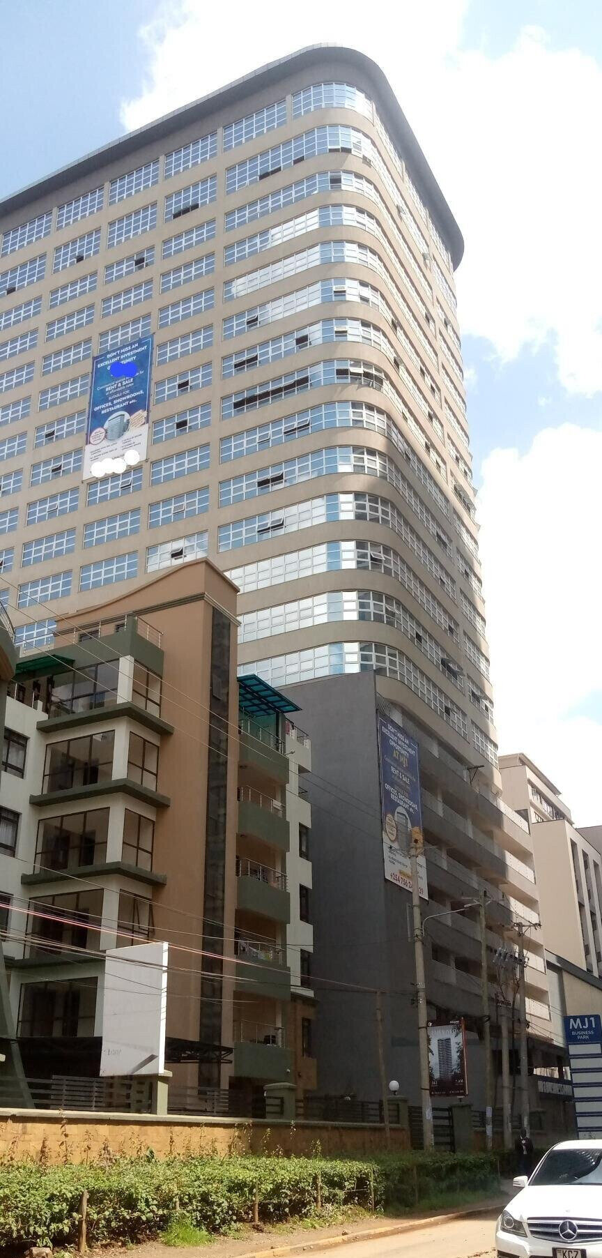 KSh 13K Office Space with Parking