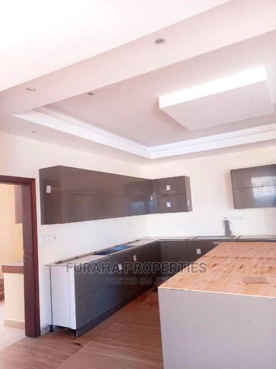 3bdrm Apartment in Nyali for sale - Image 6