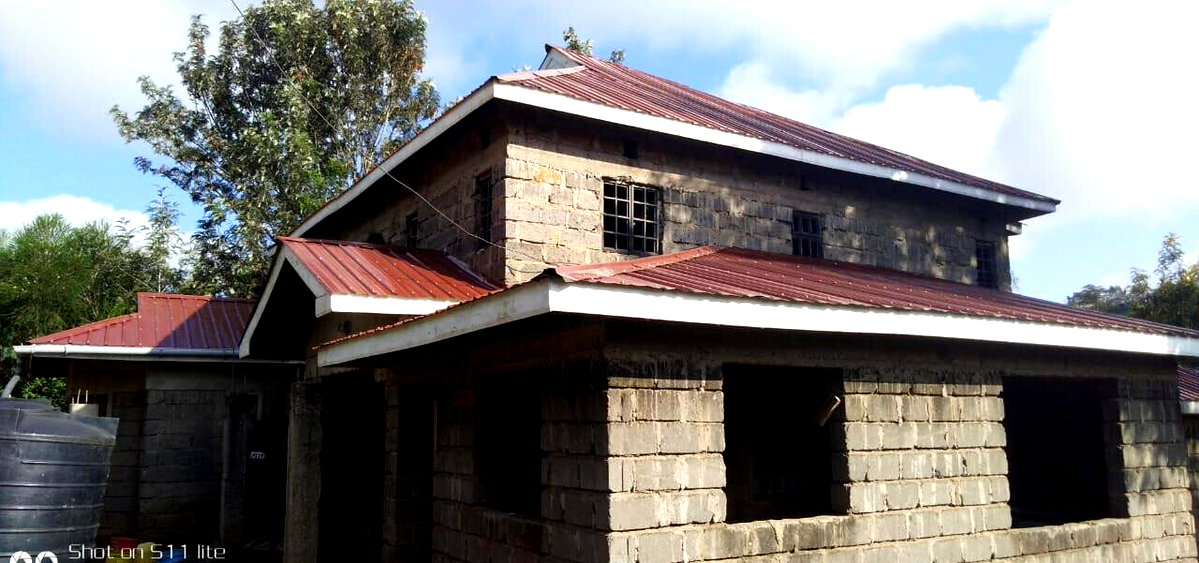 80% Complete 4BR Townhouse on Half-Acre - Ongata Rongai
