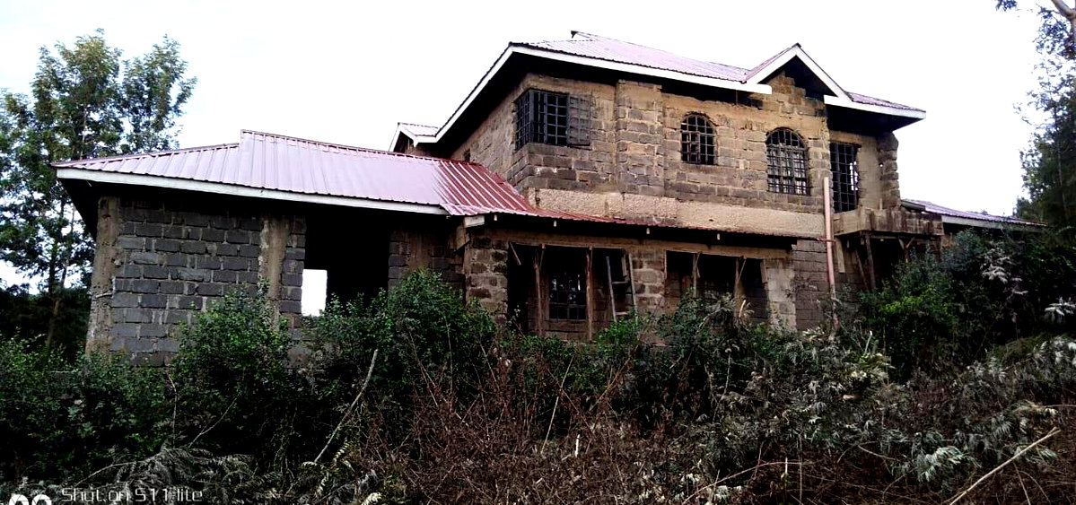 80% Complete 4BR Townhouse on Half-Acre - Ongata Rongai