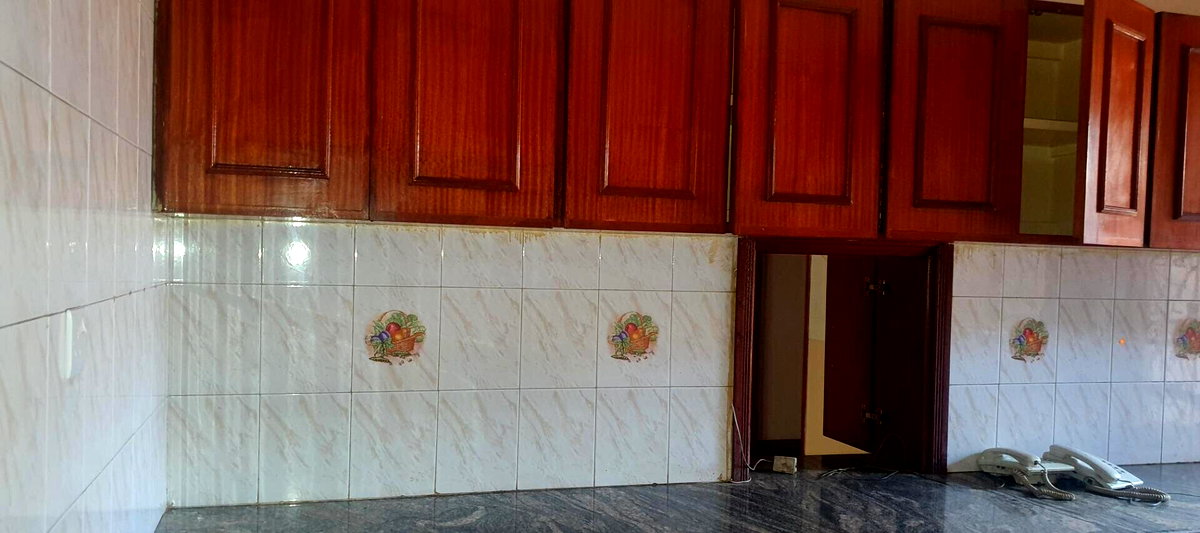 4-Ensuite Townhouse with Solar & DSQ - Westlands