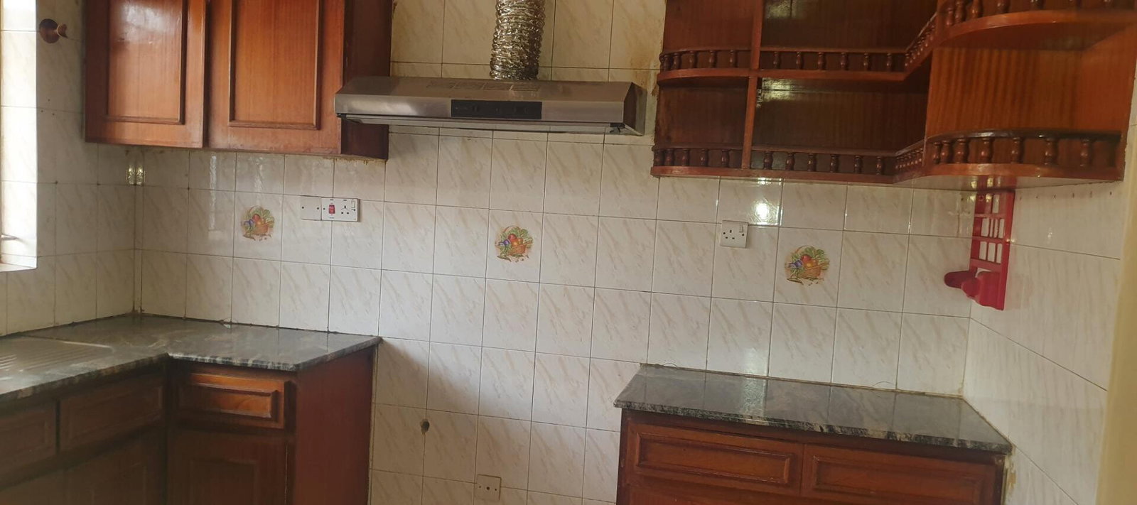 4-Ensuite Townhouse with Solar & DSQ - Westlands
