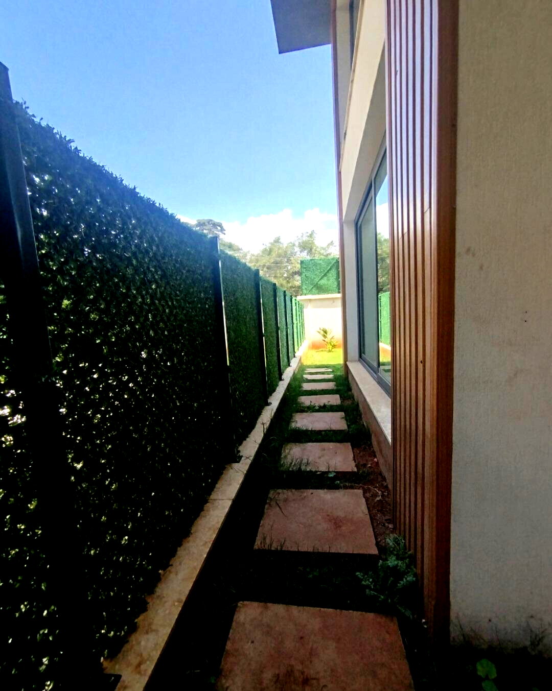 Newly Built 5BR All-Ensuite Townhouse with Gym & Garden - Lavington