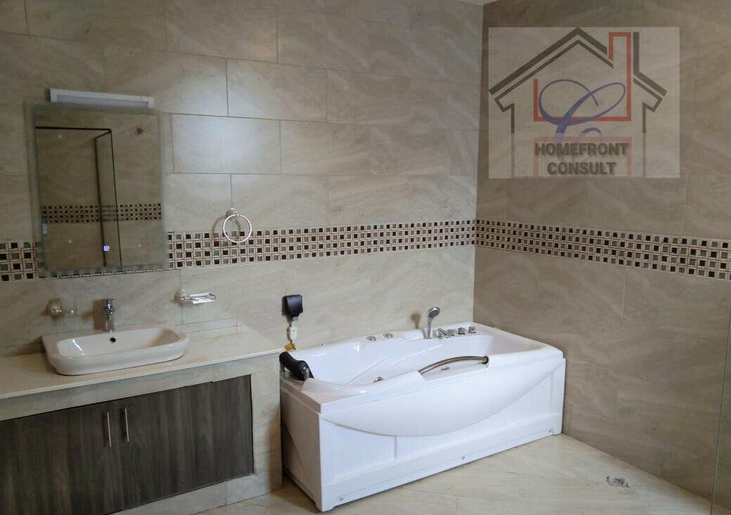 5-Ensuite Villa with Elevator & Pool - Spring Valley