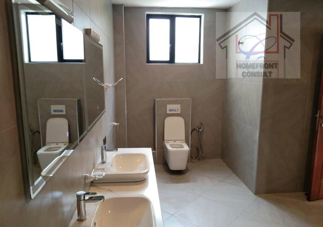 5-Ensuite Villa with Elevator & Pool - Spring Valley