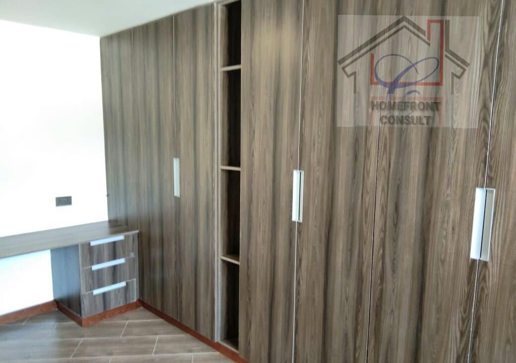 5-Ensuite Villa with Elevator & Pool - Spring Valley
