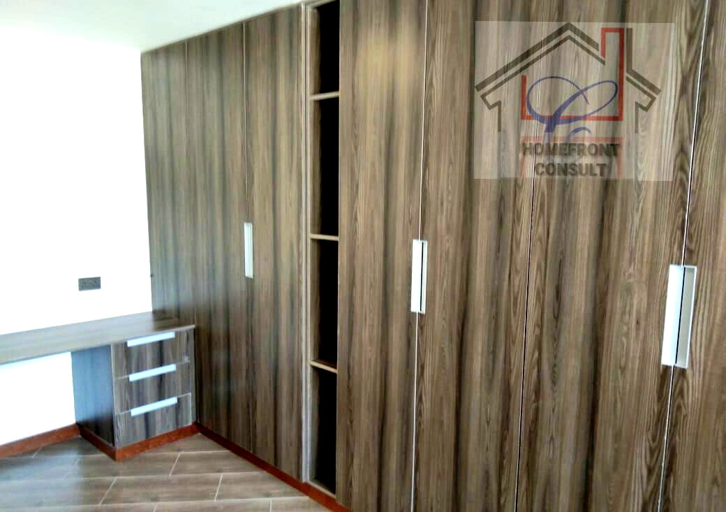 5-Ensuite Villa with Elevator & Pool - Spring Valley