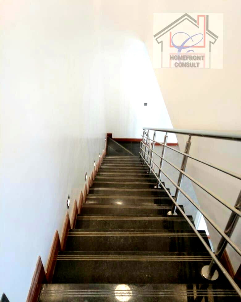 5-Ensuite Villa with Elevator & Pool - Spring Valley