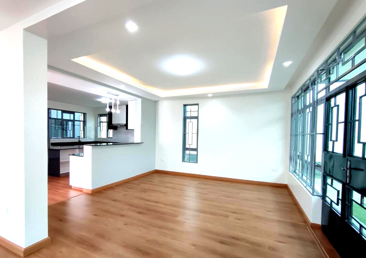 4BR Townhouse with DSQ & Ready Title - Thika Githingiri
