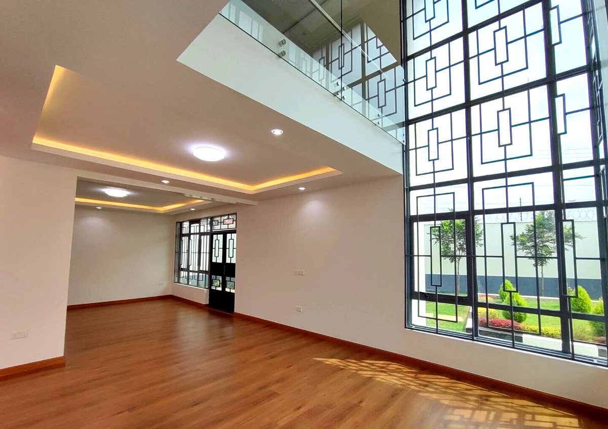 4BR Townhouse with DSQ & Ready Title - Thika Githingiri