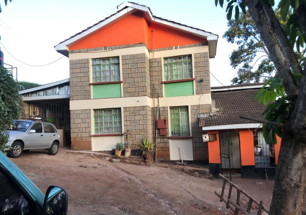 Half Acre Garden Plot with Parking - Kiambu