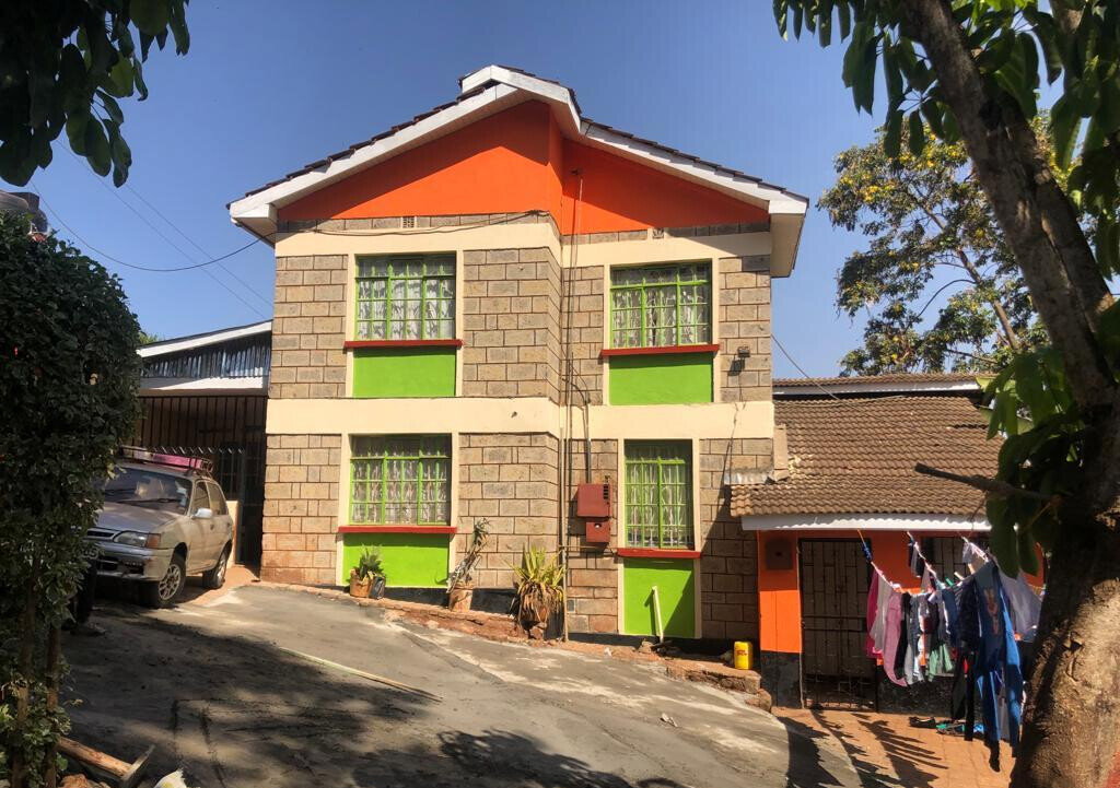 Half Acre Garden Plot with Parking - Kiambu