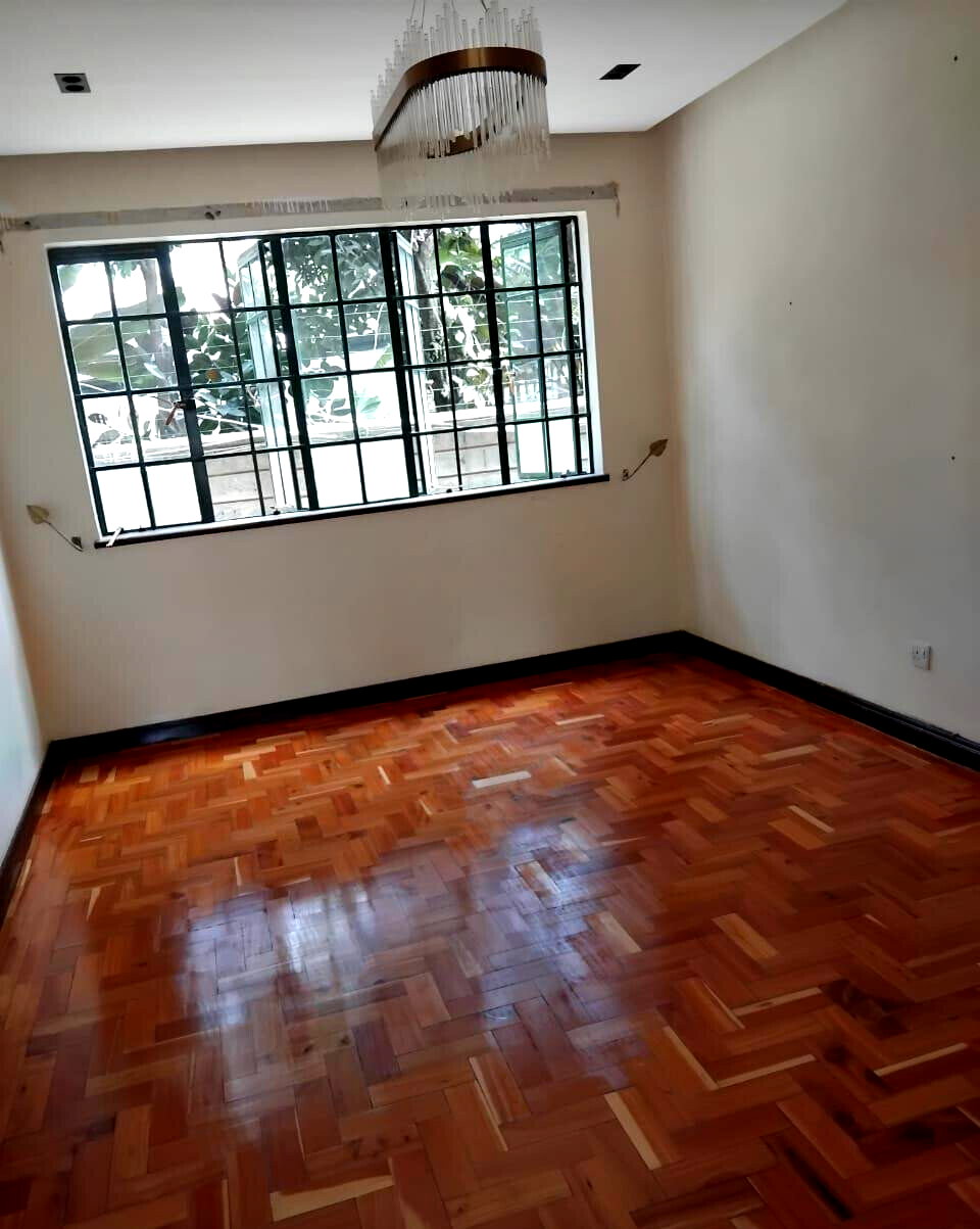 3BR All-Ensuite with DSQ & Pool Access - Lavington