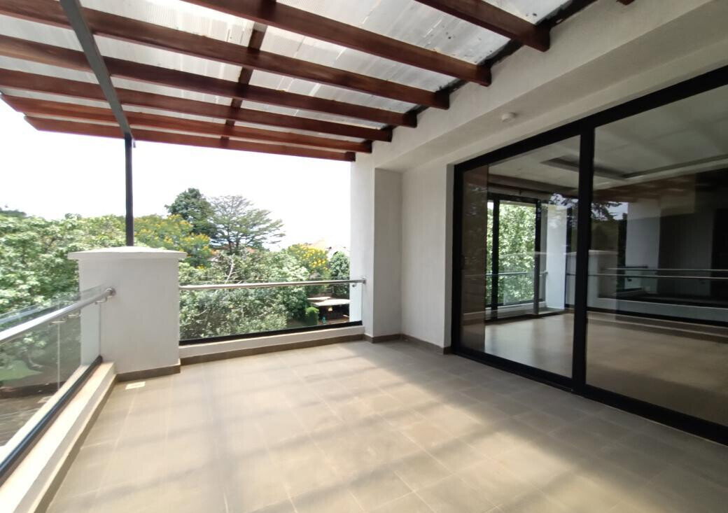 4-Bed Townhouse with Staff Quarters & Garden - Lavington