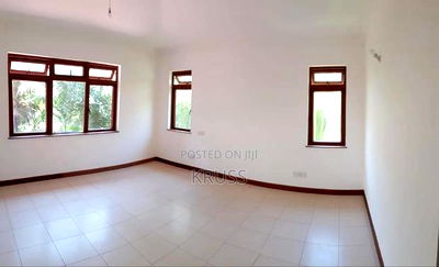 4bdrm Villa in Nyali for sale - Image 12