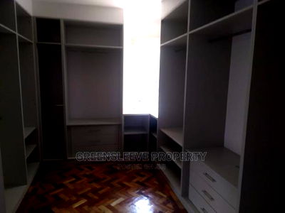 5bdrm Townhouse / Terrace in Windyridge, Karen for Rent - Image 9