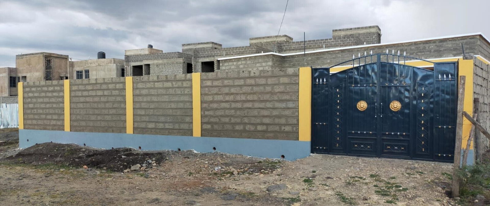 4BR Townhouse with DSQ on 1/8 Acre - Kitengela Milimani