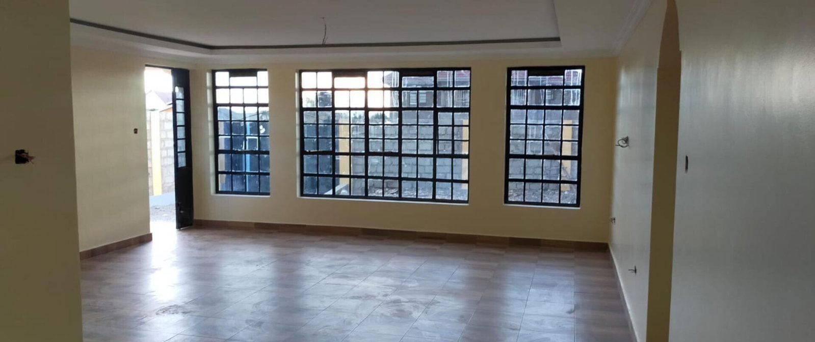 4BR Townhouse with DSQ on 1/8 Acre - Kitengela Milimani