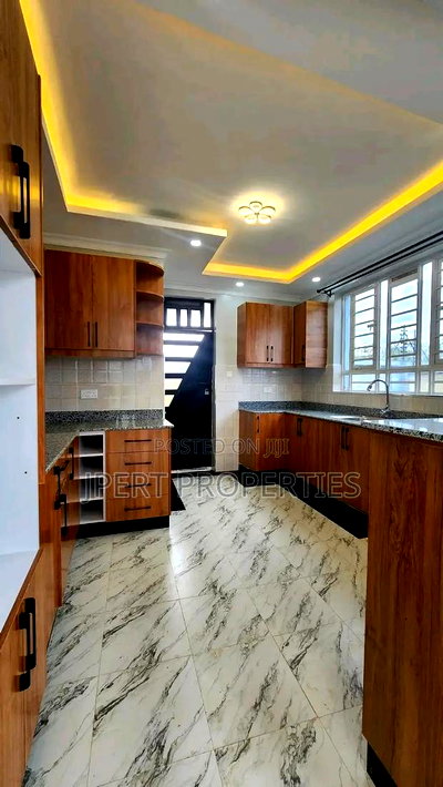 3bdrm Bungalow in Mugutha, Ruiru for sale - Image 5