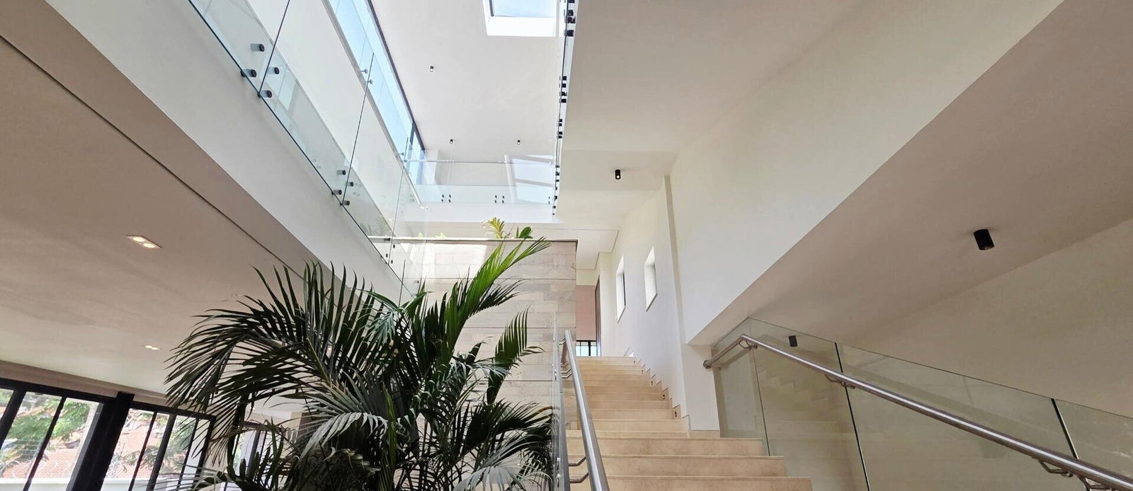 5BR Townhouse with Garden at KSh 115M