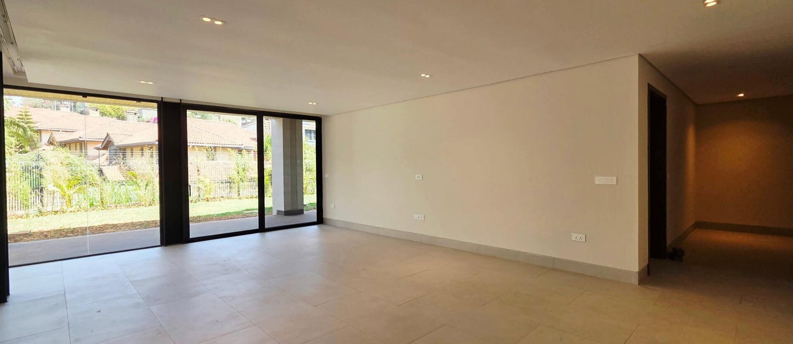 5BR Townhouse with Garden at KSh 115M