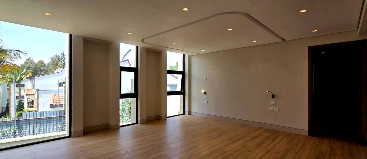 5BR Townhouse with Garden at KSh 115M