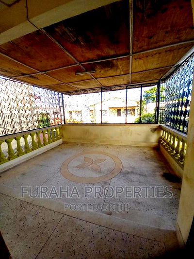 4bdrm Maisonette in Bombolulu for sale - Image 4