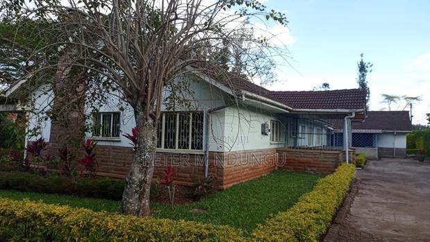 4bdrm Bungalow in Garden Estate, Nairobi Central for rent