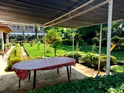 5bdrm House in Thome Estate for sale - Image 4