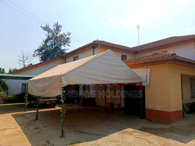 5bdrm House in Thome Estate for sale - Image 8