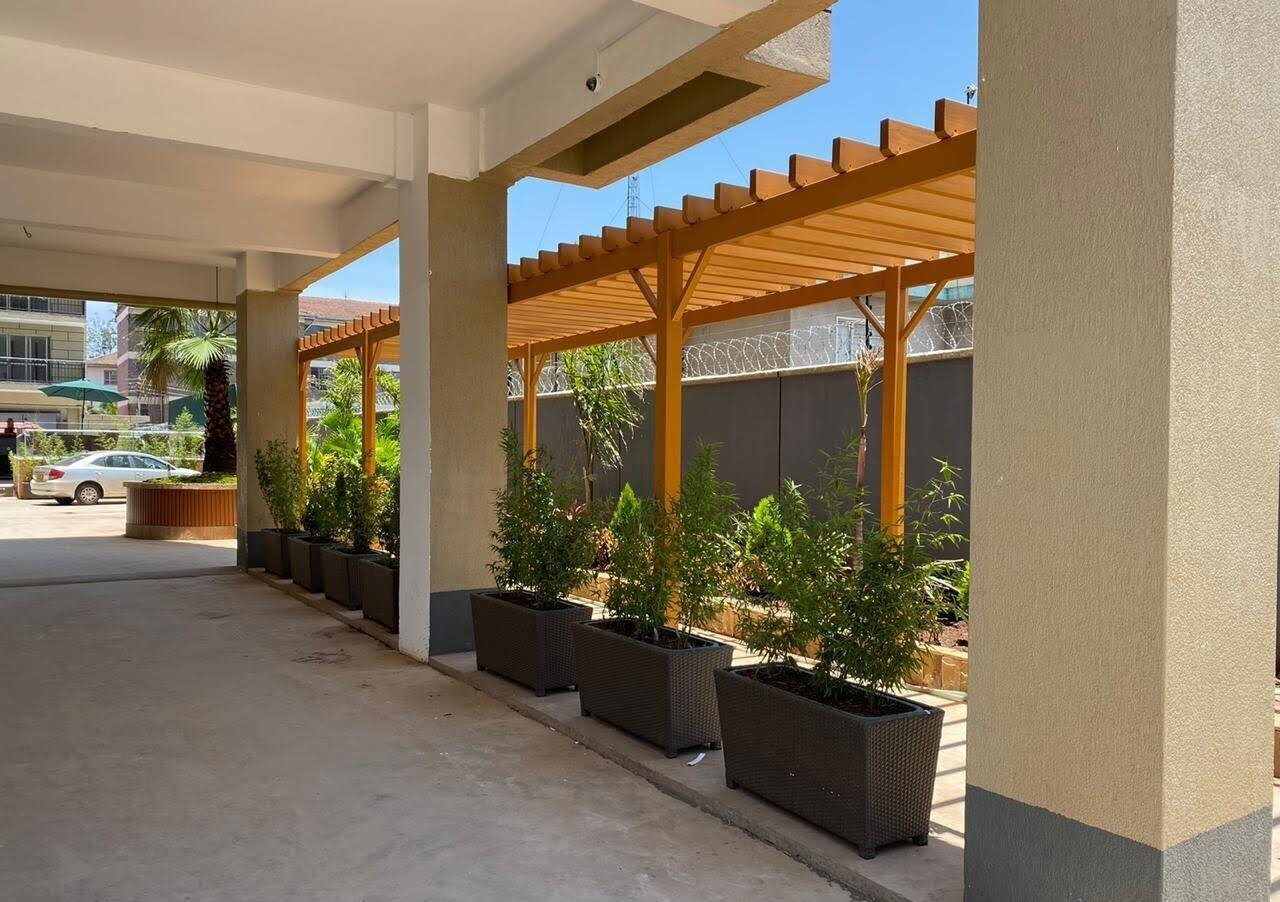 2BR All-Ensuite with Rooftop Garden & Pool - Kilimani