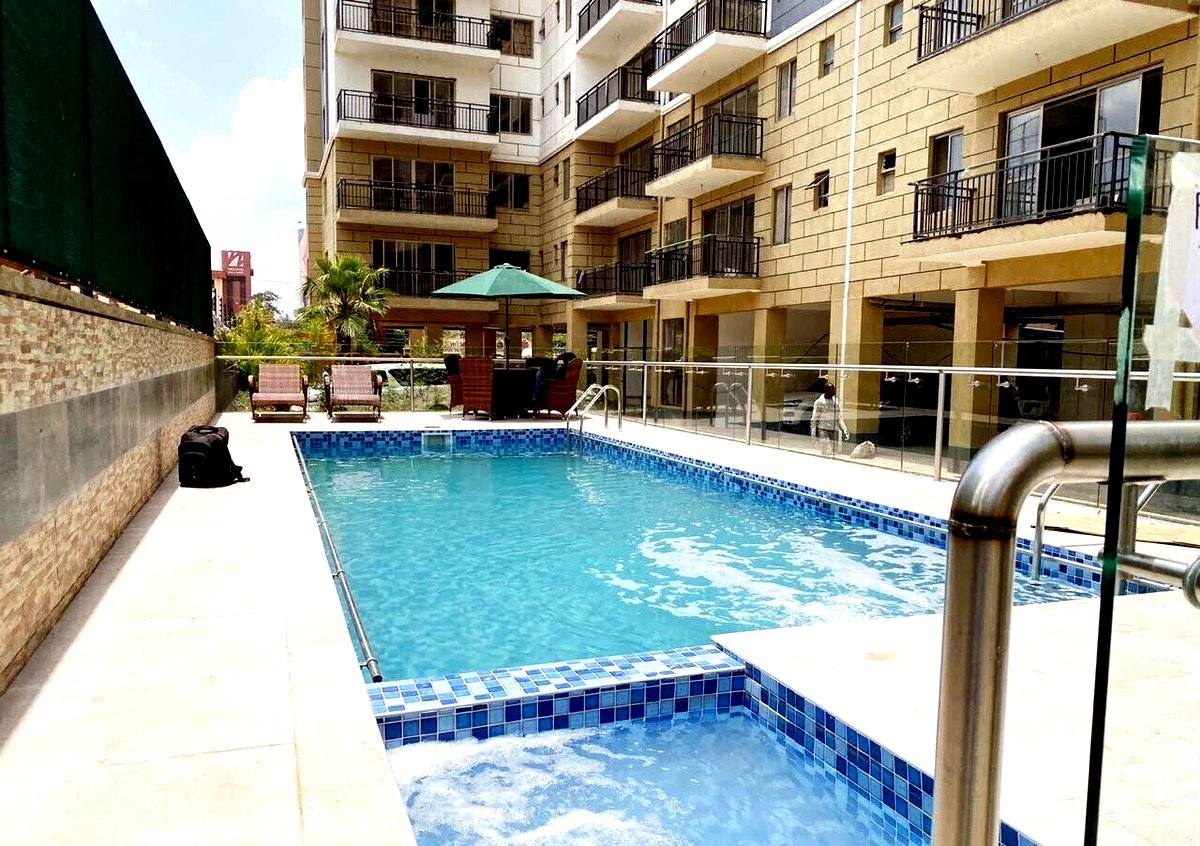2BR All-Ensuite with Rooftop Garden & Pool - Kilimani