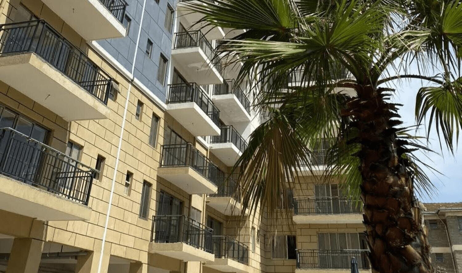 2BR All-Ensuite with Rooftop Garden & Pool - Kilimani