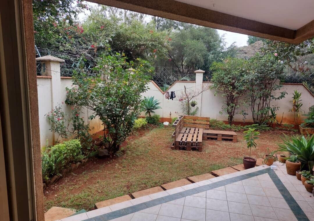 4BR Townhouse with Sunroom & Pet-Friendly Garden - Kilimani