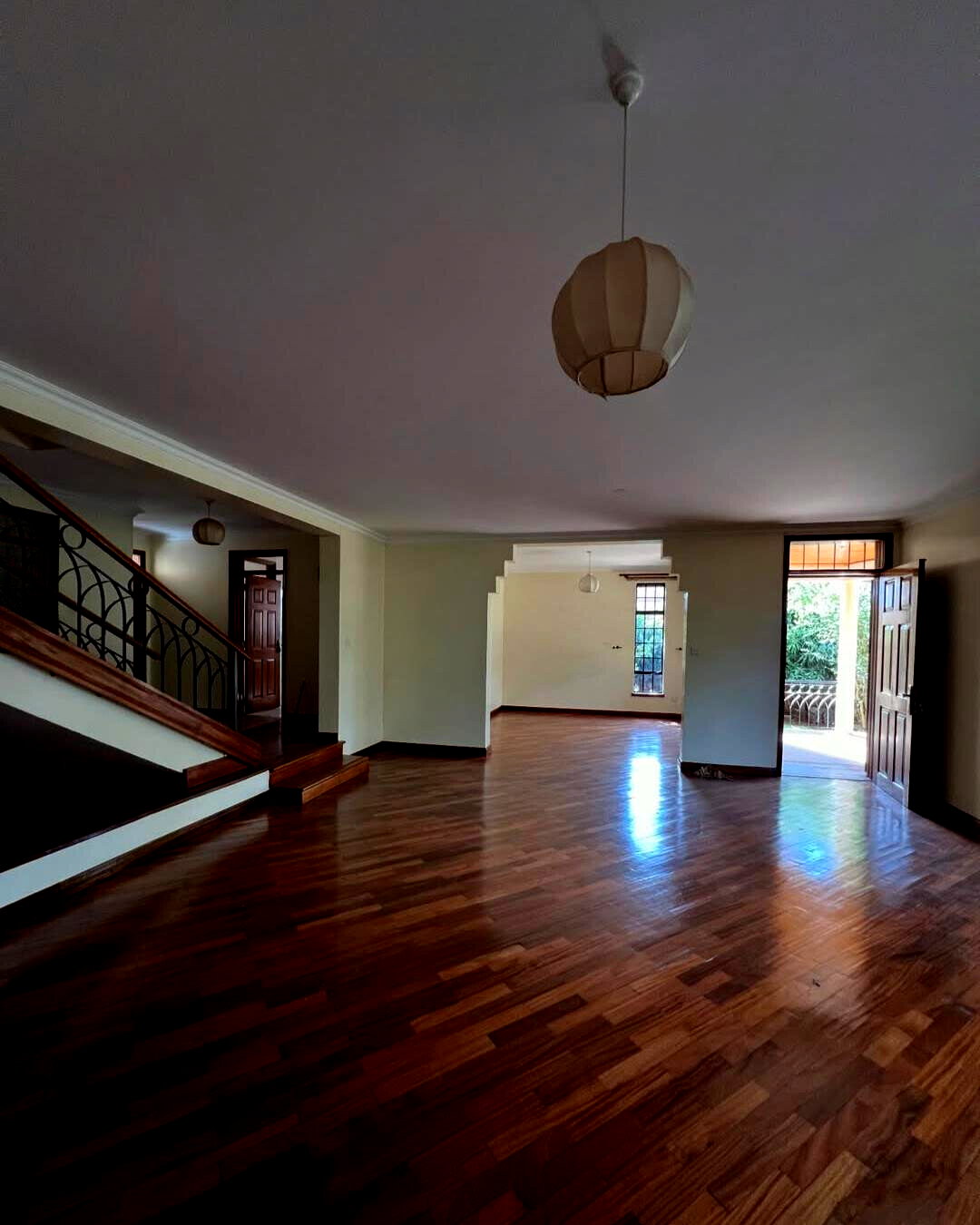 4-Ensuite Townhouse with Private Garden & DSQ - Lavington