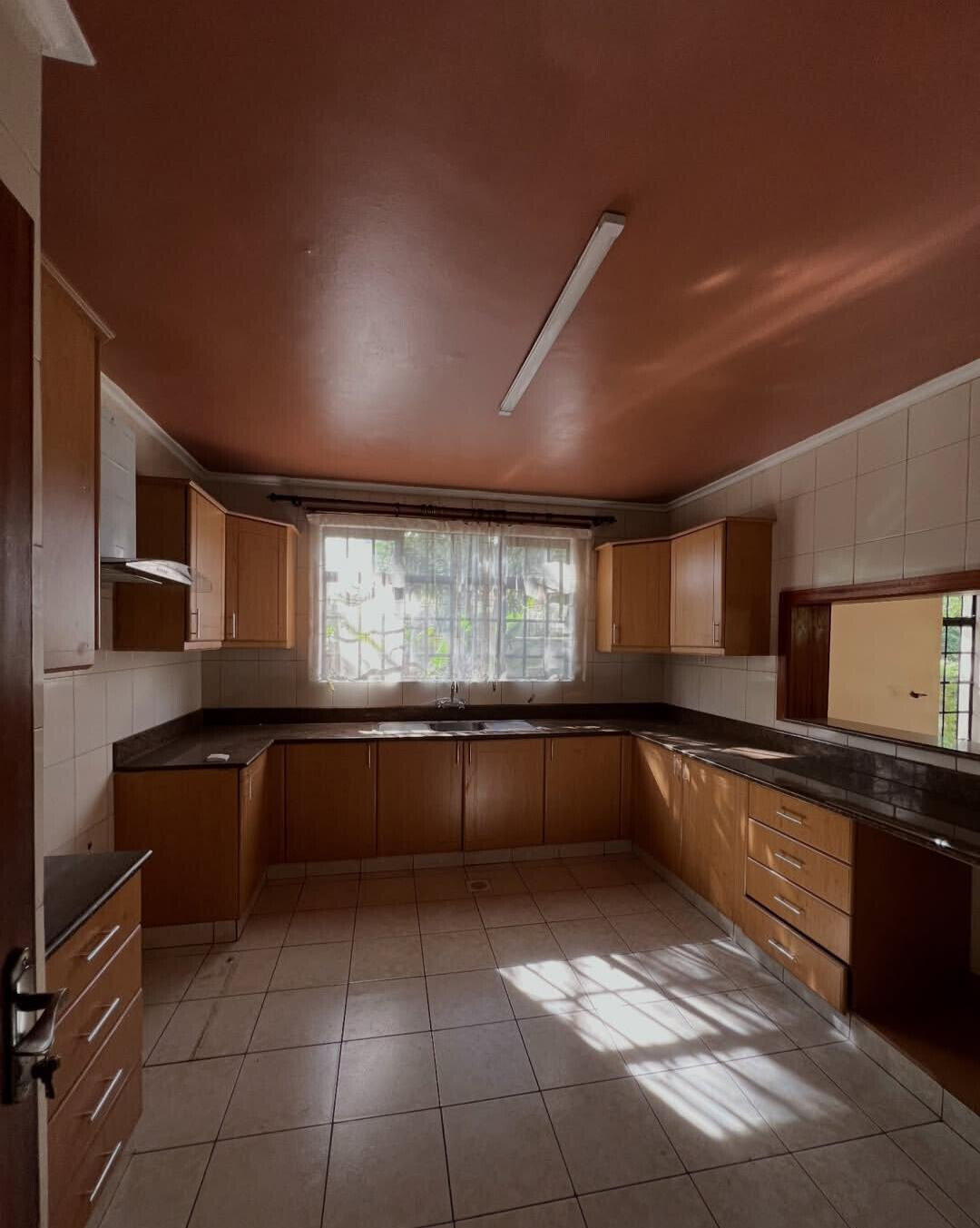 4-Ensuite Townhouse with Private Garden & DSQ - Lavington
